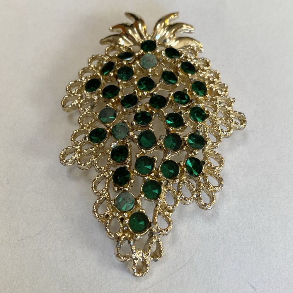 Vintage Gold Tone Emerald Crystal Leaf Brooch 1970’s MISSING STEM